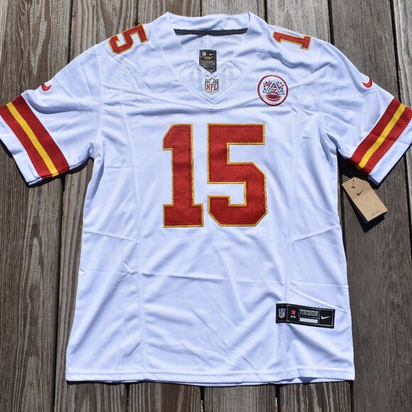 New! Patrick Mahomes Kansas City Chiefs White Football Jersey Adult Men's Sizes - Picture 2 of 2